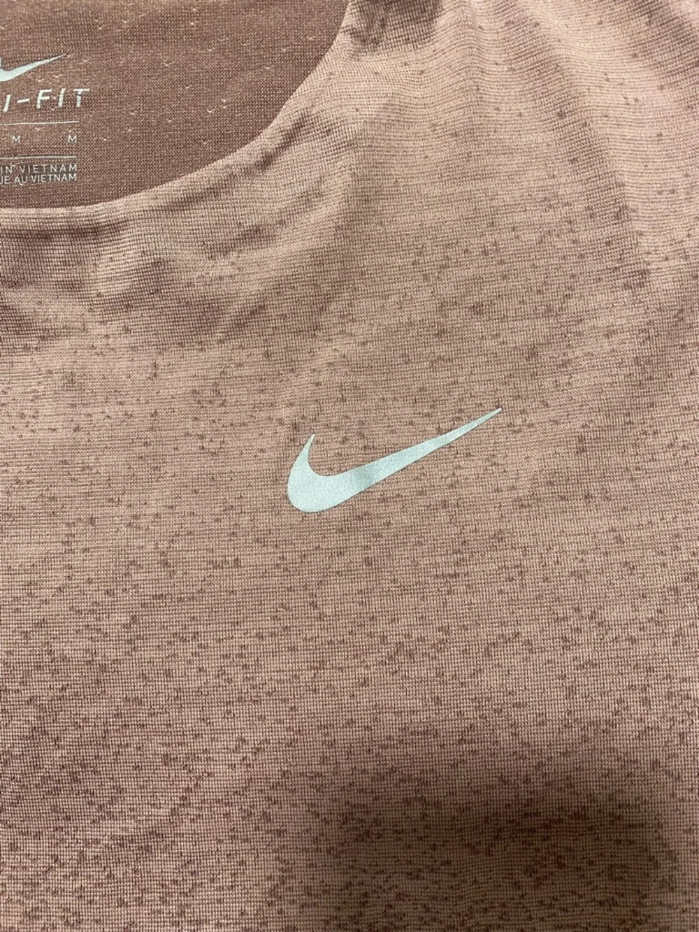 Nike Dri-FIT Women's Short Sleeve Tee in Dusty pink